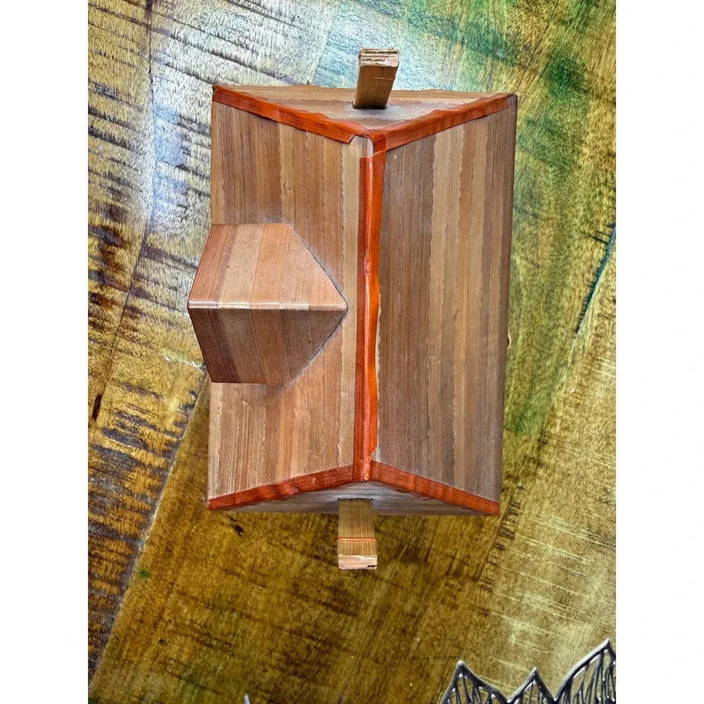Straw Marquetry House Jewelry Box Brown Good Folk Art